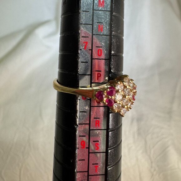 Vintage 14K Yellow Gold Genuine Diamond Cluster Ring w/ Ruby Accents Sz 8 - Picture 9 of 9